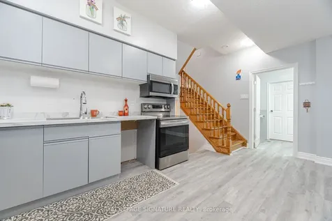 574 Antigua Crescent Oshawa ON L1J 6B4