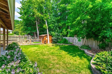 574 Antigua Crescent Oshawa ON L1J 6B4