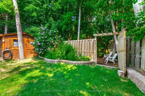 574 Antigua Crescent Oshawa ON L1J 6B4
