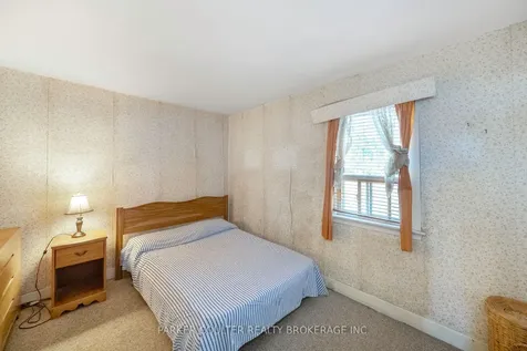 26 Larchmount Avenue Toronto ON M4M 2Y7