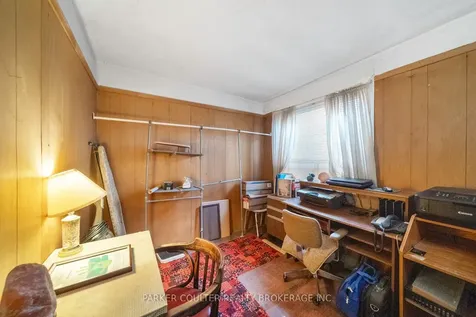 26 Larchmount Avenue Toronto ON M4M 2Y7
