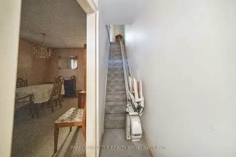 26 Larchmount Avenue Toronto ON M4M 2Y7