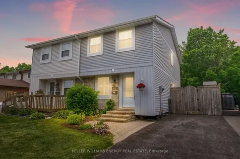 320 Homestead Drive Oshawa ON L1J 6V1