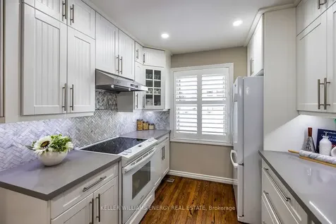 320 Homestead Drive Oshawa ON L1J 6V1