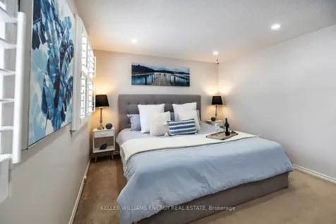 320 Homestead Drive Oshawa ON L1J 6V1