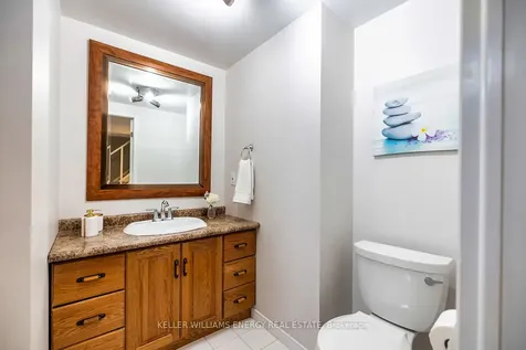 320 Homestead Drive Oshawa ON L1J 6V1