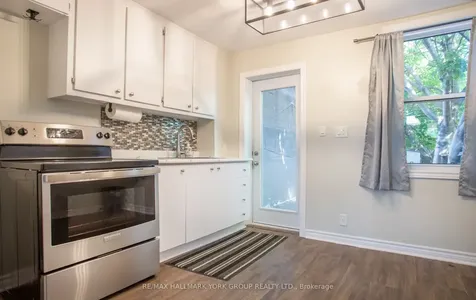 112.5 Olive Avenue Oshawa ON L1H 2P2