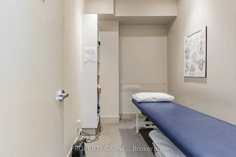 945 O'connor Drive Toronto ON M4B 2S7