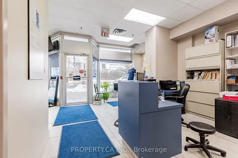 945 O'connor Drive Toronto ON M4B 2S7