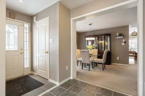 2 Peacock Crescent Ajax ON L1T 0C6