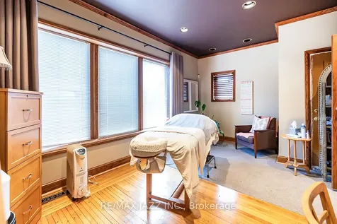 231 King Street E Oshawa ON L1H 1C5