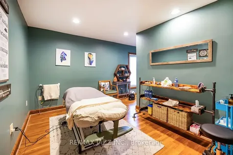 231 King Street E Oshawa ON L1H 1C5