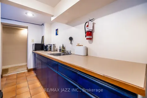 231 King Street E Oshawa ON L1H 1C5