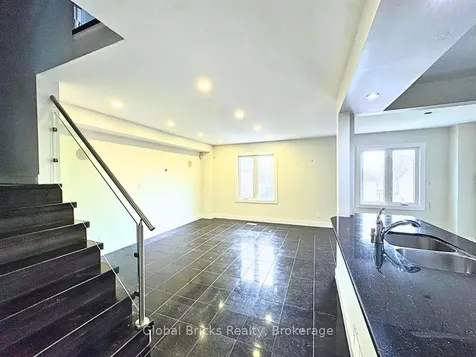 41 Fieldview Crescent Whitby ON L1N 8B5
