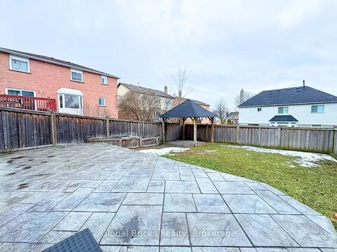 41 Fieldview Crescent Whitby ON L1N 8B5