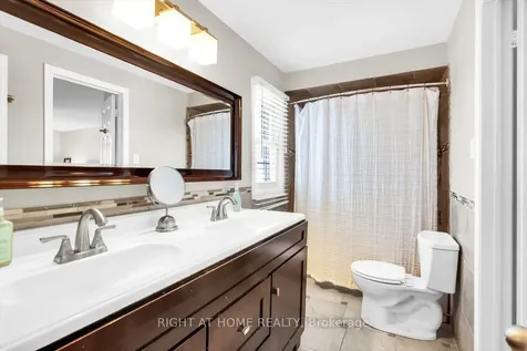 34 Bashford Road Ajax ON L1S 3Y2