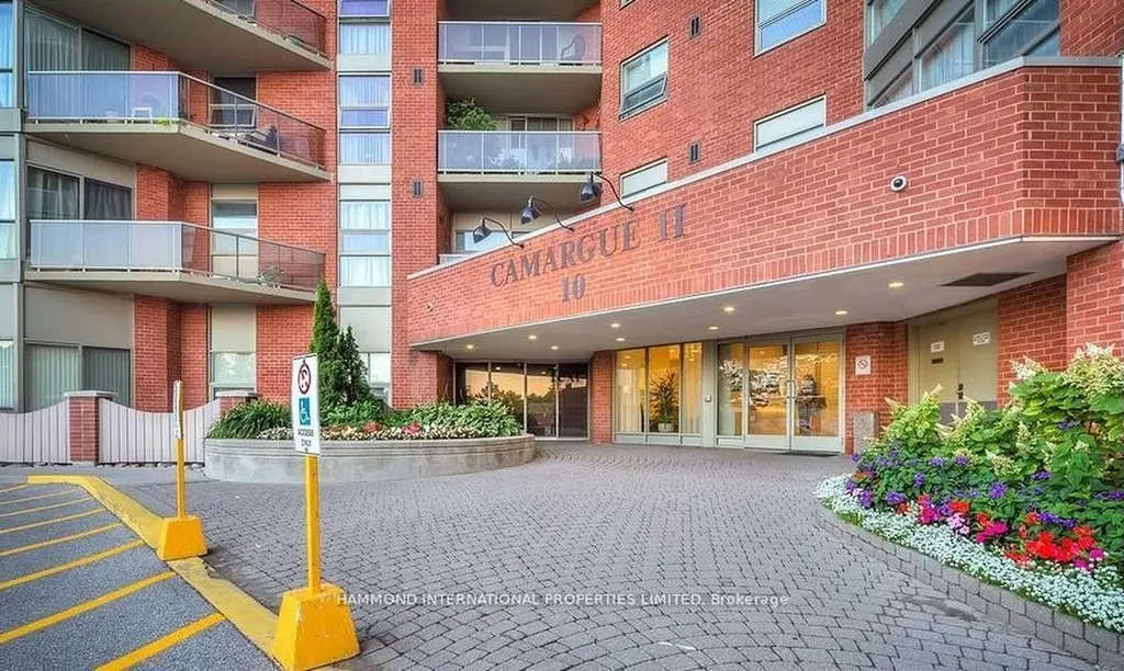 10 Dean Park Road Toronto ON M1B 3G8