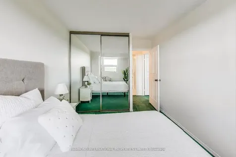 10 Dean Park Road Toronto ON M1B 3G8