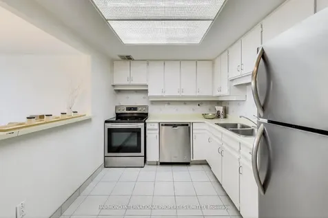 10 Dean Park Road Toronto ON M1B 3G8
