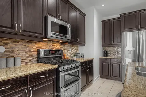 71 Beverton Crescent Ajax ON L1T 4R8