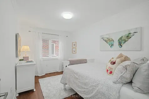 71 Beverton Crescent Ajax ON L1T 4R8