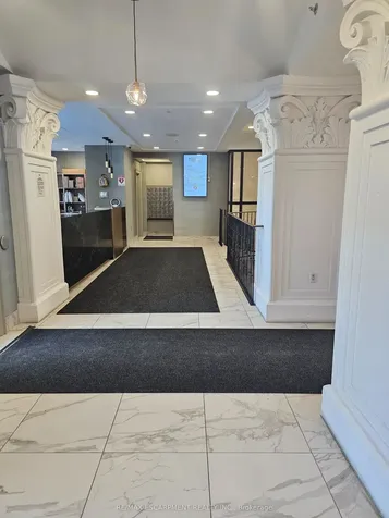 61 Town Centre Court Toronto ON M1P 5C5