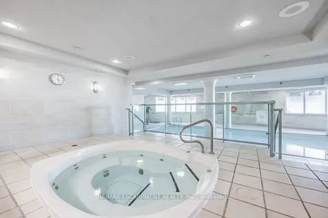 61 Town Centre Court Toronto ON M1P 5C5