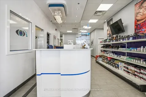 300 Rossland Road E Ajax ON L1Z 0K4