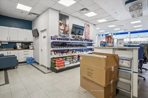 300 Rossland Road E Ajax ON L1Z 0K4