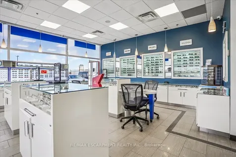 300 Rossland Road E Ajax ON L1Z 0K4