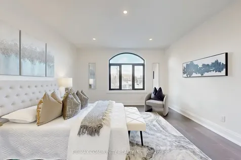 122 Marble Arch Crescent Toronto ON M1R 1W9