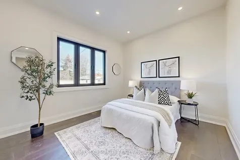 122 Marble Arch Crescent Toronto ON M1R 1W9