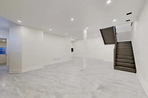 122 Marble Arch Crescent Toronto ON M1R 1W9