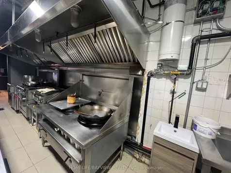 376 Wilson Road S Oshawa ON L1H 6C7