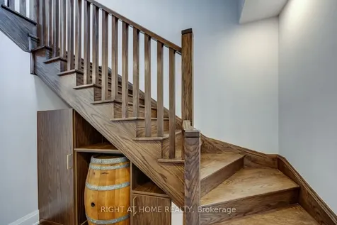 14 Seagrave Lane Ajax ON L1T 0P2