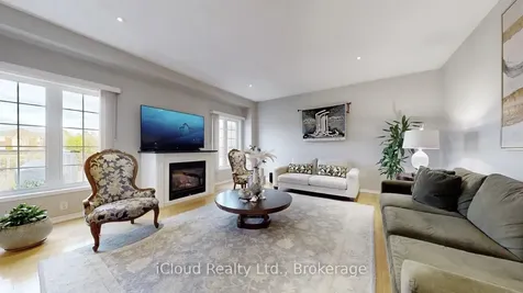 33 Alden Square Ajax ON L1T 4Z2