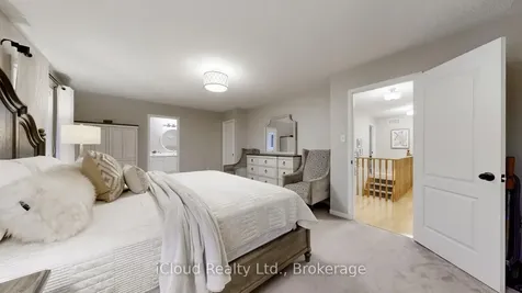 33 Alden Square Ajax ON L1T 4Z2