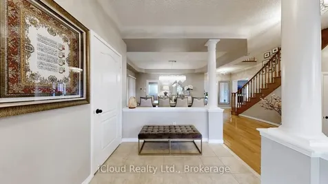 33 Alden Square Ajax ON L1T 4Z2