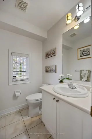 19 Ballgrove Crescent Ajax ON L1T 4Z3