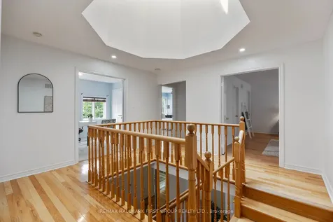 19 Ballgrove Crescent Ajax ON L1T 4Z3