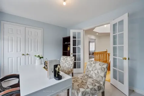 19 Ballgrove Crescent Ajax ON L1T 4Z3