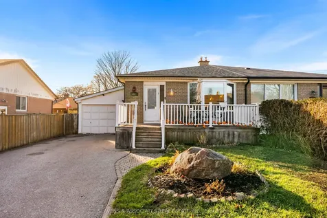 48 Billingsgate Crescent Ajax ON L1S 2R8