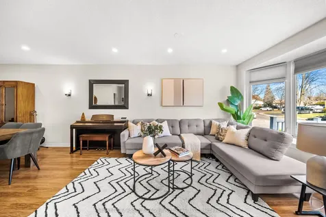 48 Billingsgate Crescent Ajax ON L1S 2R8