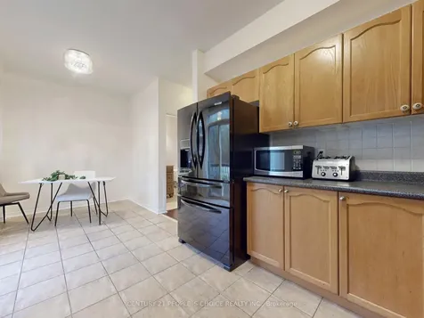 8 Croker Drive E Ajax ON L1S 7T3