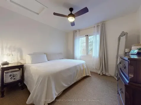 8 Croker Drive E Ajax ON L1S 7T3