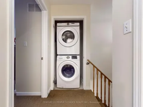 8 Croker Drive E Ajax ON L1S 7T3