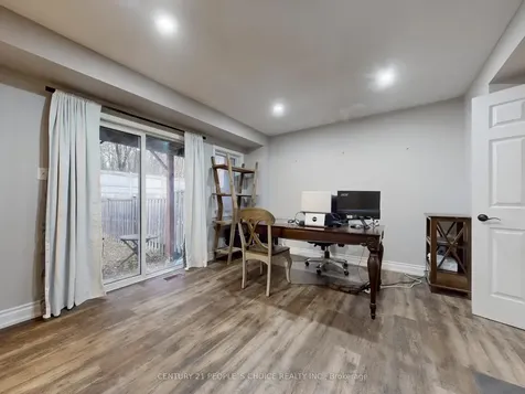 8 Croker Drive E Ajax ON L1S 7T3