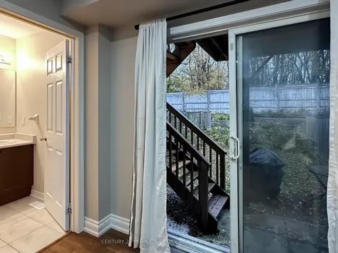 8 Croker Drive E Ajax ON L1S 7T3