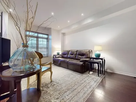 8 Croker Drive E Ajax ON L1S 7T3