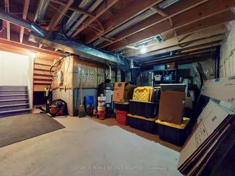 8 Croker Drive E Ajax ON L1S 7T3